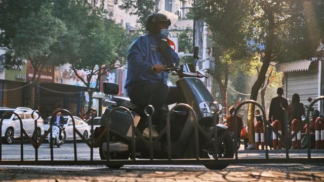 怀一笺温柔，提笔写尽撇捺人生